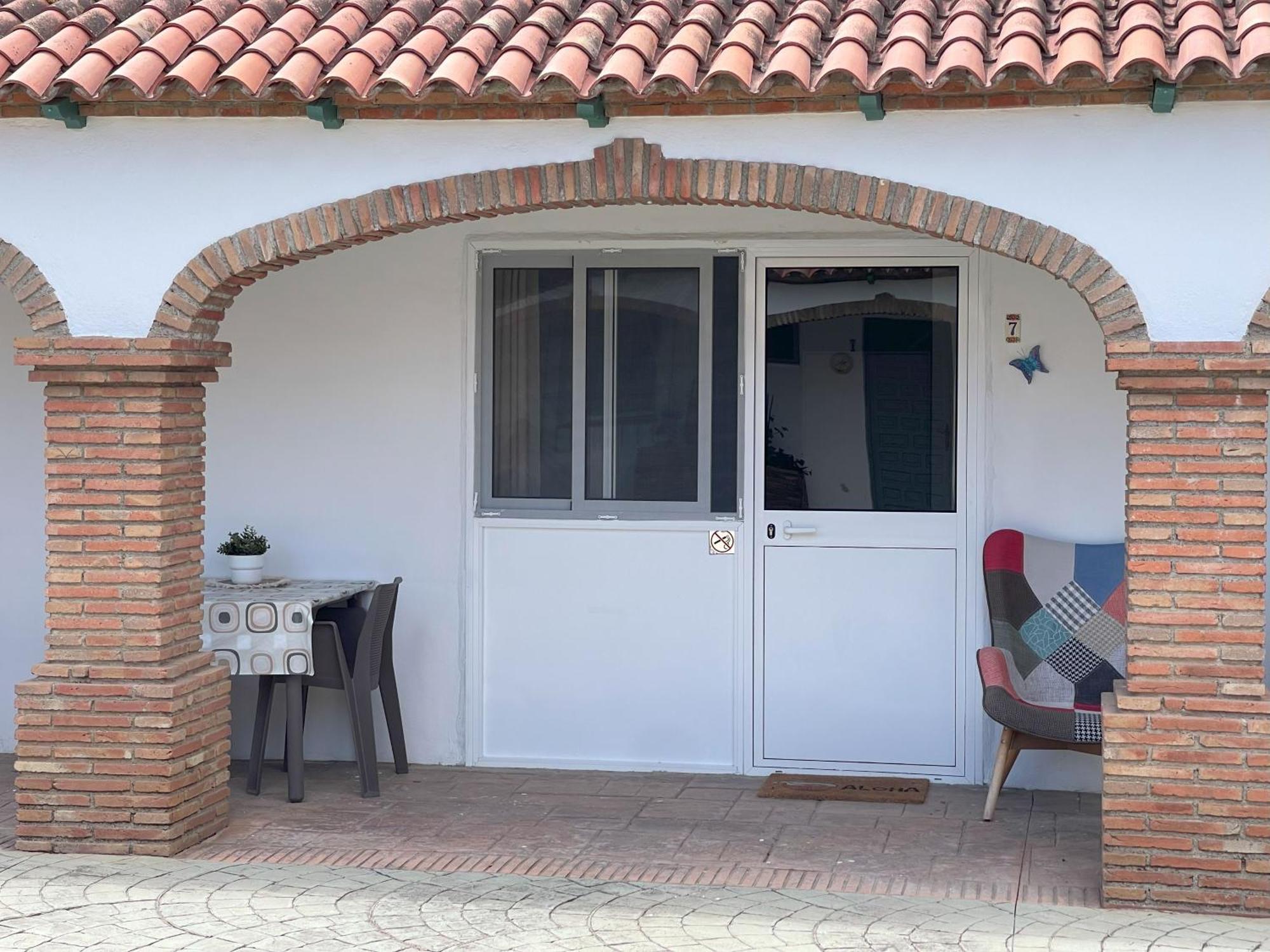 לינה וארוחת בוקר מאלגה La Casa De Familia מראה חיצוני תמונה
